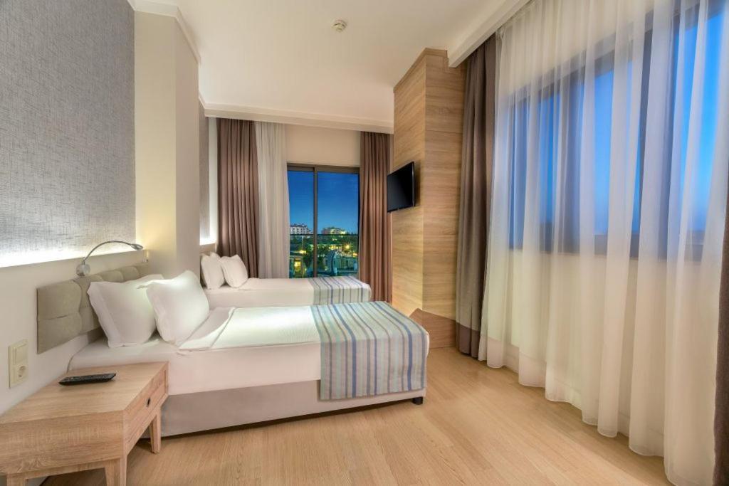 Orfeus Queen Spa Colakli Kültér fotó