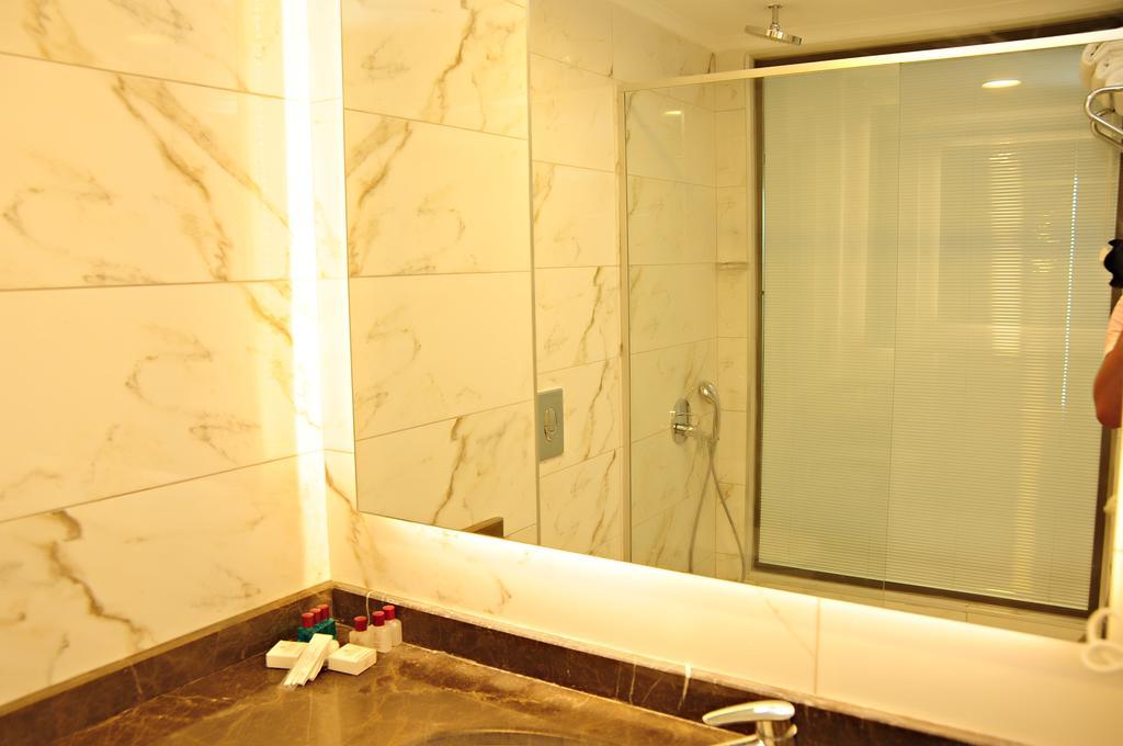 Orfeus Queen Spa Colakli Szoba fotó